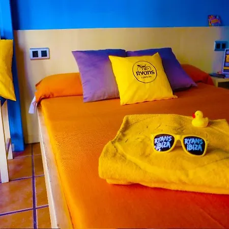 Ten Hostel