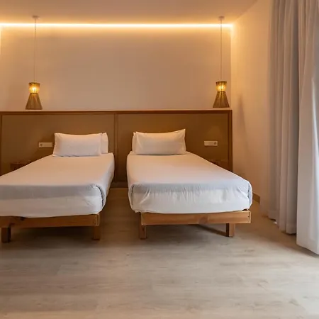 Play - Adults Only Hotel