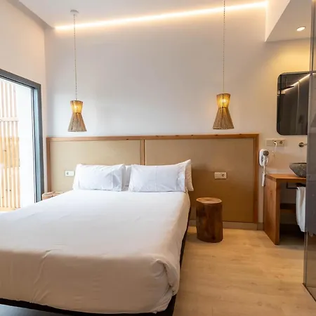 Play - Adults Only Hotel