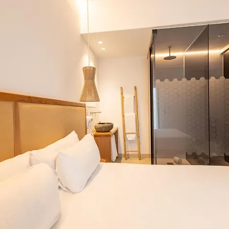Play - Adults Only Hotel