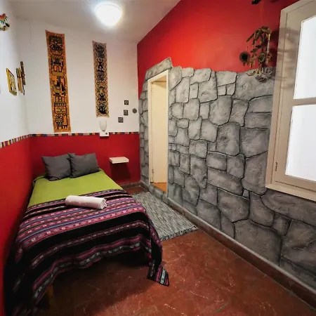 Giramundo Guest house *