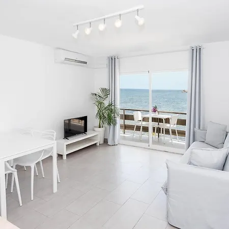 Apartament Enkala *