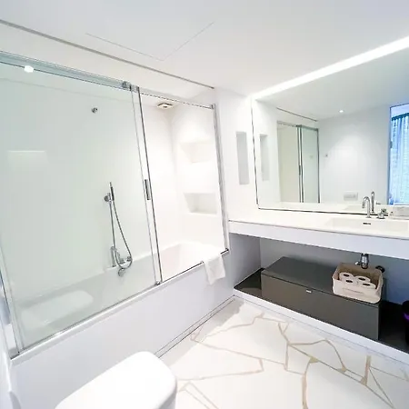 Boas Luxury Palace *