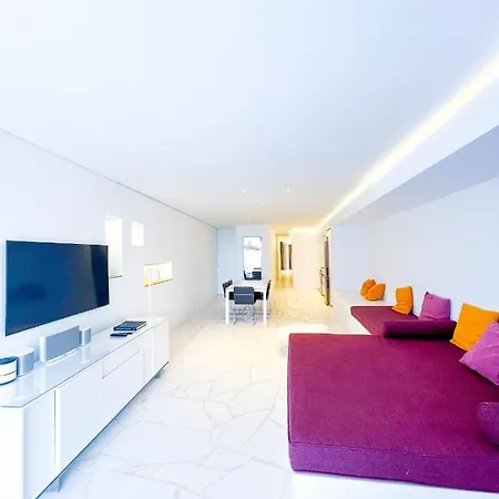 Boas Luxury Palace *
