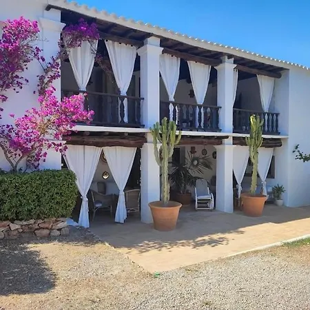 Authentic Ibicenco With Large Pool *