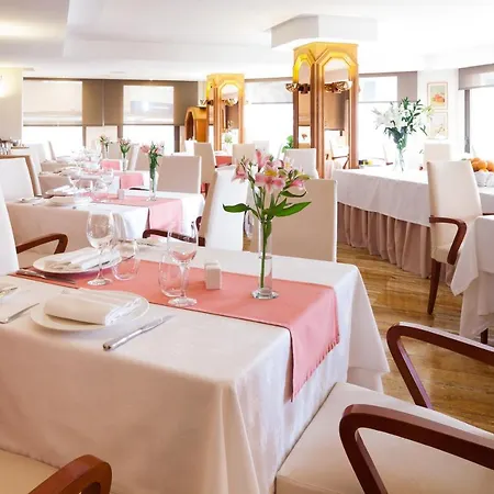 Royal Plaza 4*