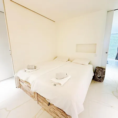 Lhv Luxury Boas