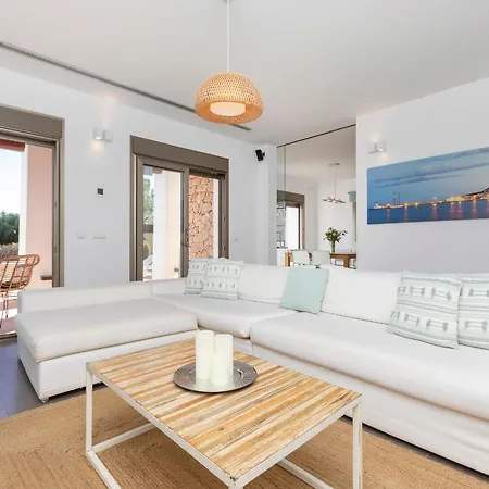 In Sleeps 10 To 12 Guests * Ibiza Town