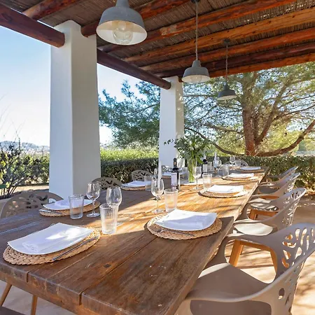 In Sleeps 10 To 12 Guests Ibiza