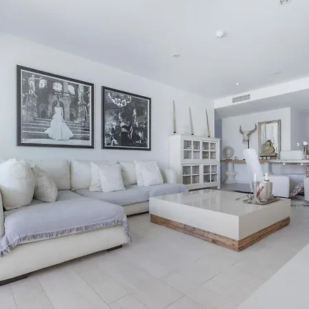 Lejlighed Address Luxury Living *