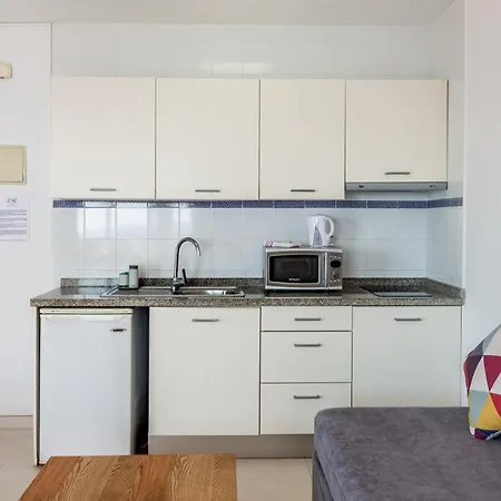 Cenit & Apts. Sol Y Viento Aparthotel Ibiza