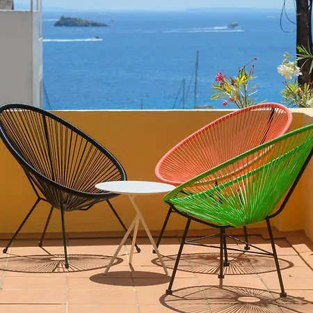 Aparthotel Cenit & Apts. Sol Y Viento 2*