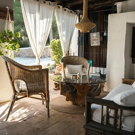 Villa Authentic Ibicenco With Large Pool *