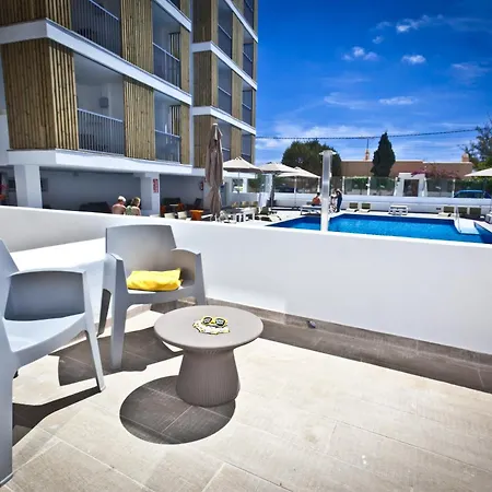 Aparthotel Ryans - Only Adults