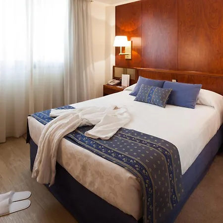 Hotell Royal Plaza