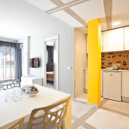 Aparthotel Ryans - Only Adults 3*