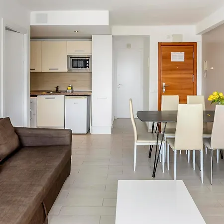 Esmeralda Apartment *