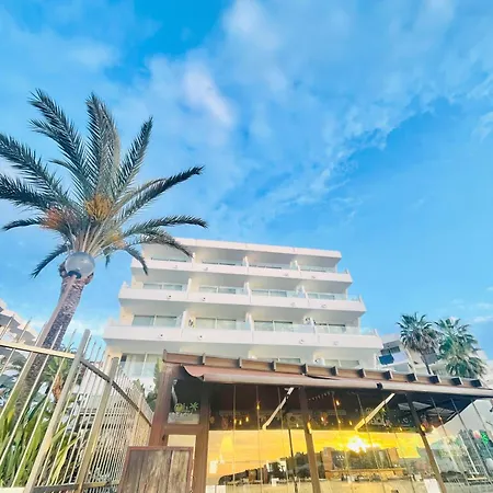 Aparthotel Llobet 3*