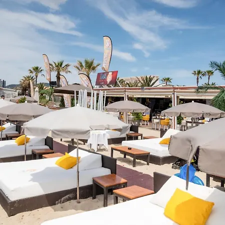 Apartment Plaja D En Bossa 4 Bedroom With Pool, Sea View & Only 8mins Drive To Airport *