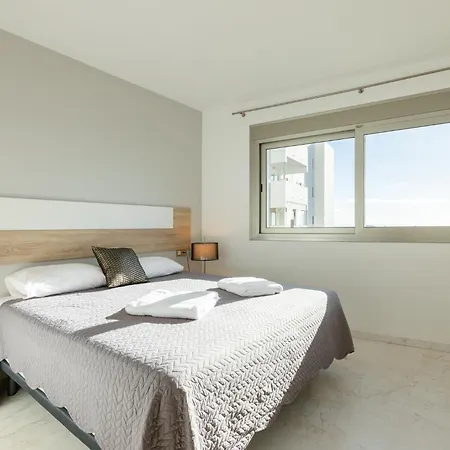 Plaja D En Bossa 4 Bedroom With Pool, Sea View & Only 8mins Drive To Airport *