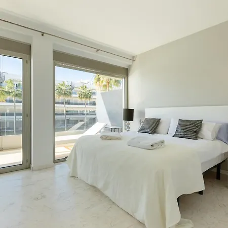 Plaja D En Bossa 4 Bedroom With Pool, Sea View & Only 8mins Drive To Airport Apartment *