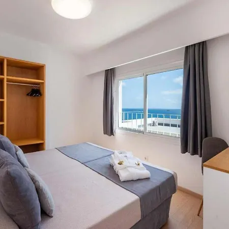 Cenit & Apts. Sol Y Viento Ibiza