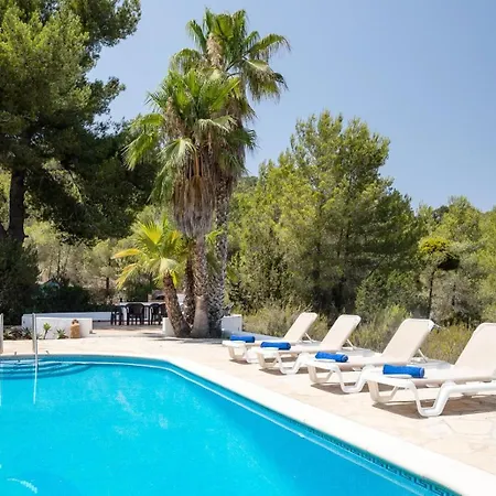 Marlis Villa *