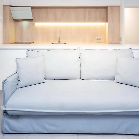 Apartament Enkala