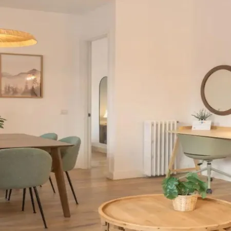 Apartment Manuel De Falla