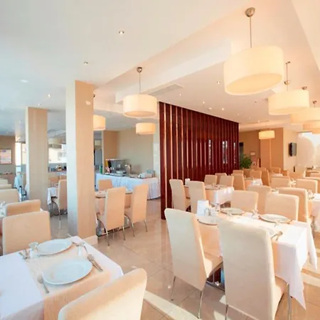 Vibra Hotel 2*