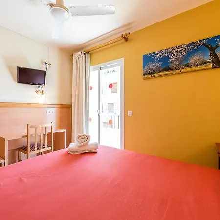 Guest house Residencia Europa Punico *