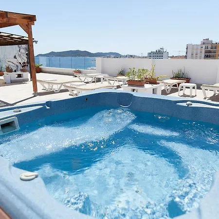 Play - Adults Only Hotel