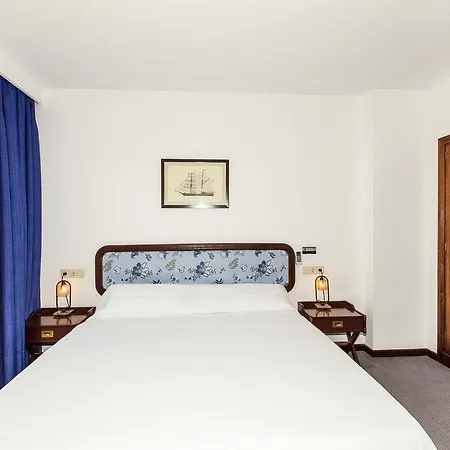 Anchorage 3* Ibiza città
