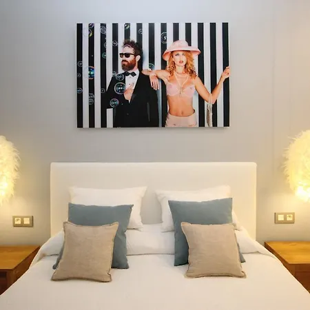 Royal Apartment *