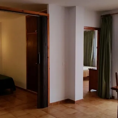 Aparthotel Vista Al Puerto San Antonio (Ibiza)