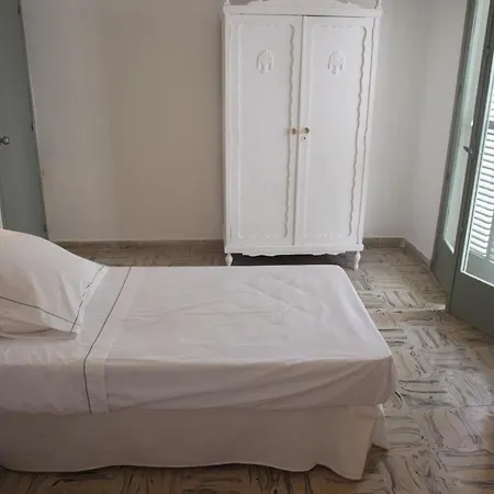Juanita Guest house