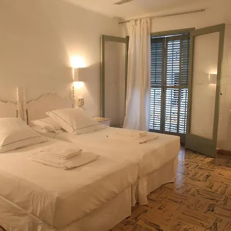 Guest house Juanita 3*