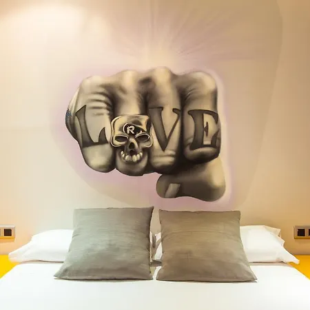 Ten Hostel Ostello