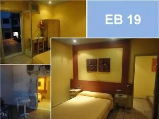 Ten Hostel *
