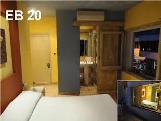 Ten Hostel * Ibiza città