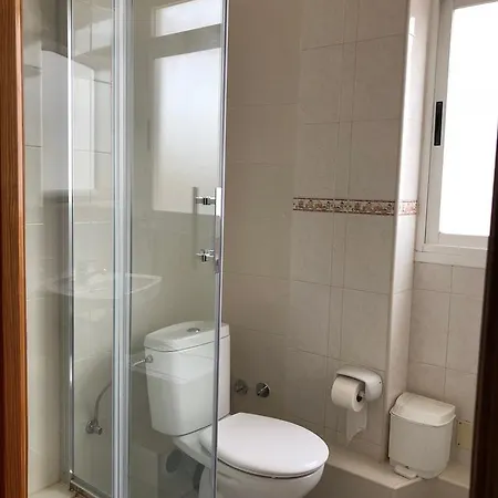 Casa De Huespedes El Almendro Affittacamere 4*