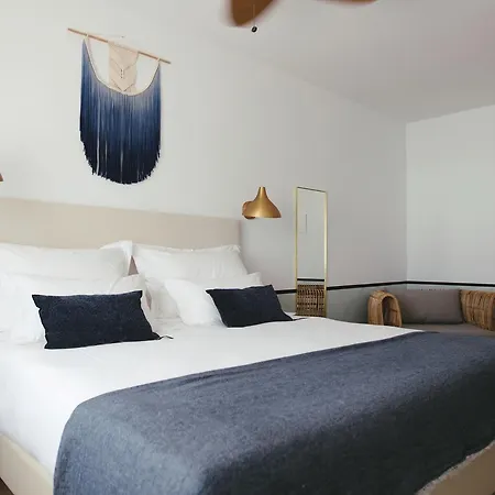 Mikasa Boutique Adults Only 2*