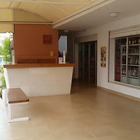 Aparthotel Vista Al Puerto San Antonio (Ibiza)