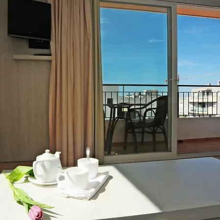 Avenida - Mc Ibiza-stad
