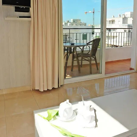 Avenida - Mc Ibiza Ibiza città