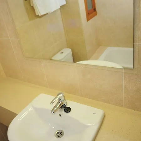 Hotel Avenida - Mc Ibiza-stad