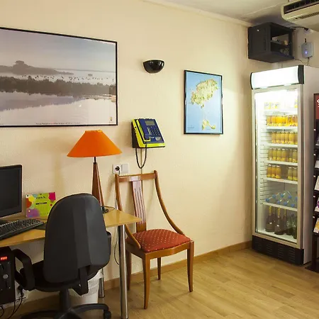 Residencia Europa Punico Guest house