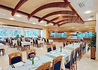 Residencia Europa Punico Guest house