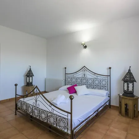 Villa Savines Is A Luxury Close To And Playa Den Bossa