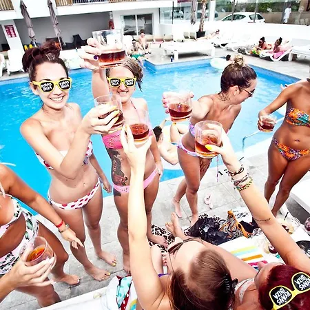 Ryans - Only Adults 3* Ibiza città